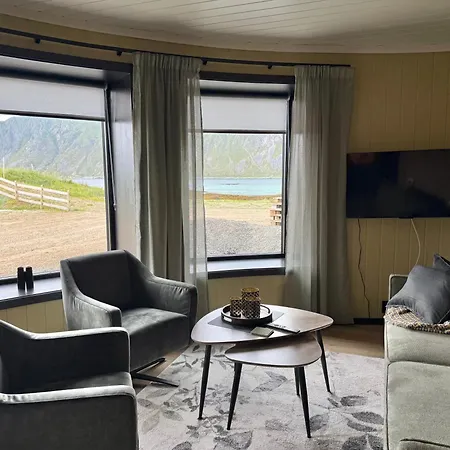 Flakstad House Silo B Apartament Vareid